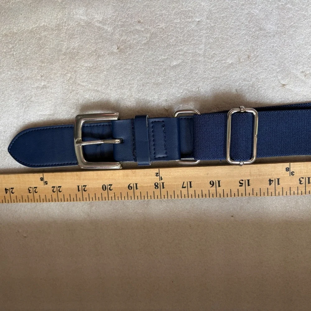 Nike Baseball Softball Belt Navy Blue Adjustable Elastic Swoosh Logo One Size